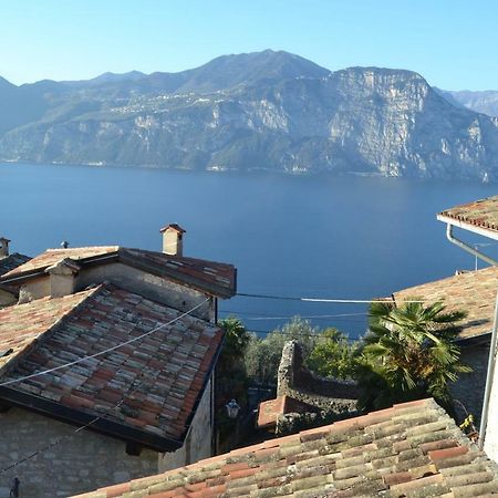 Ca El Finilet Apartman Brenzone sul Garda Kültér fotó