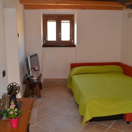 Ca El Finilet Apartman Brenzone sul Garda Kültér fotó