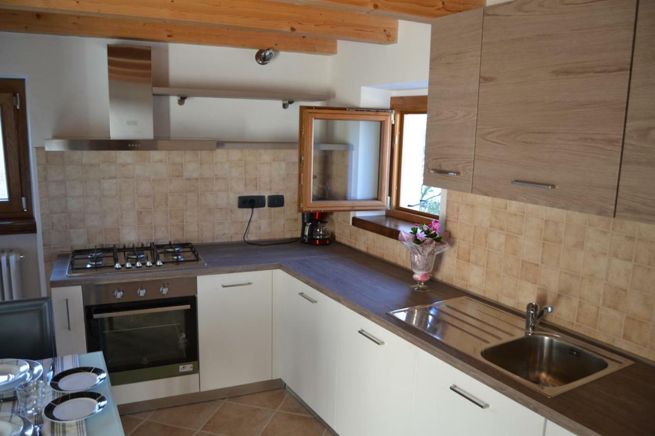 Ca El Finilet Apartman Brenzone sul Garda Kültér fotó